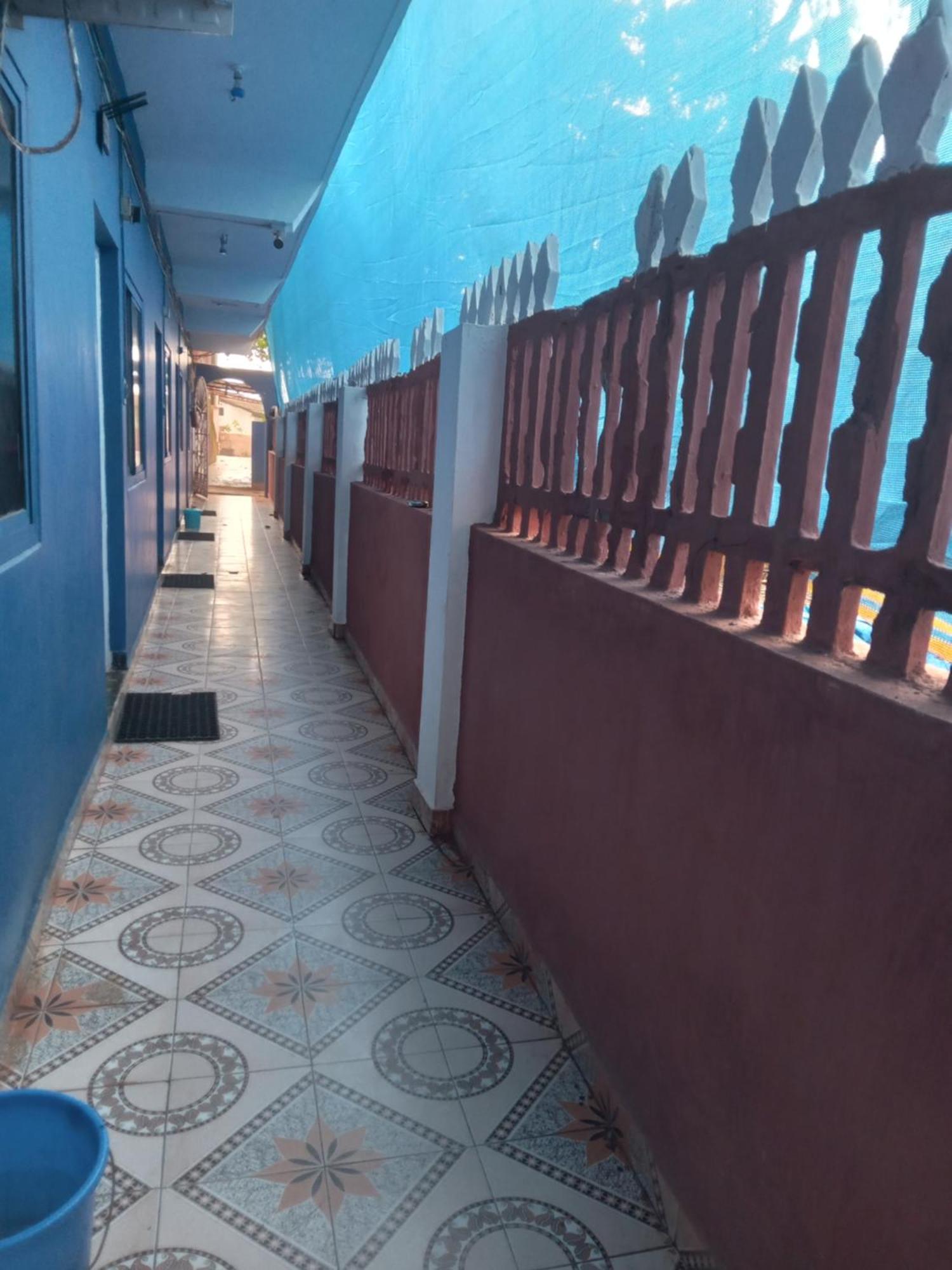 Kapil Traders Nova Deli Exterior foto